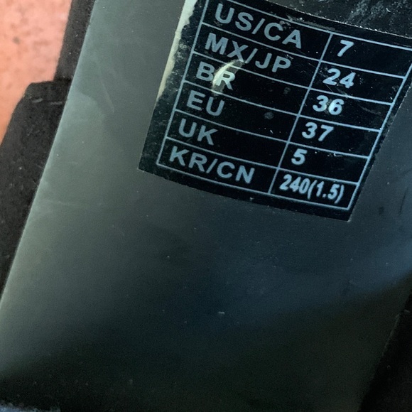 Sexy black platform sandals.  Size 7.  Forever 21 - Picture 8 of 8